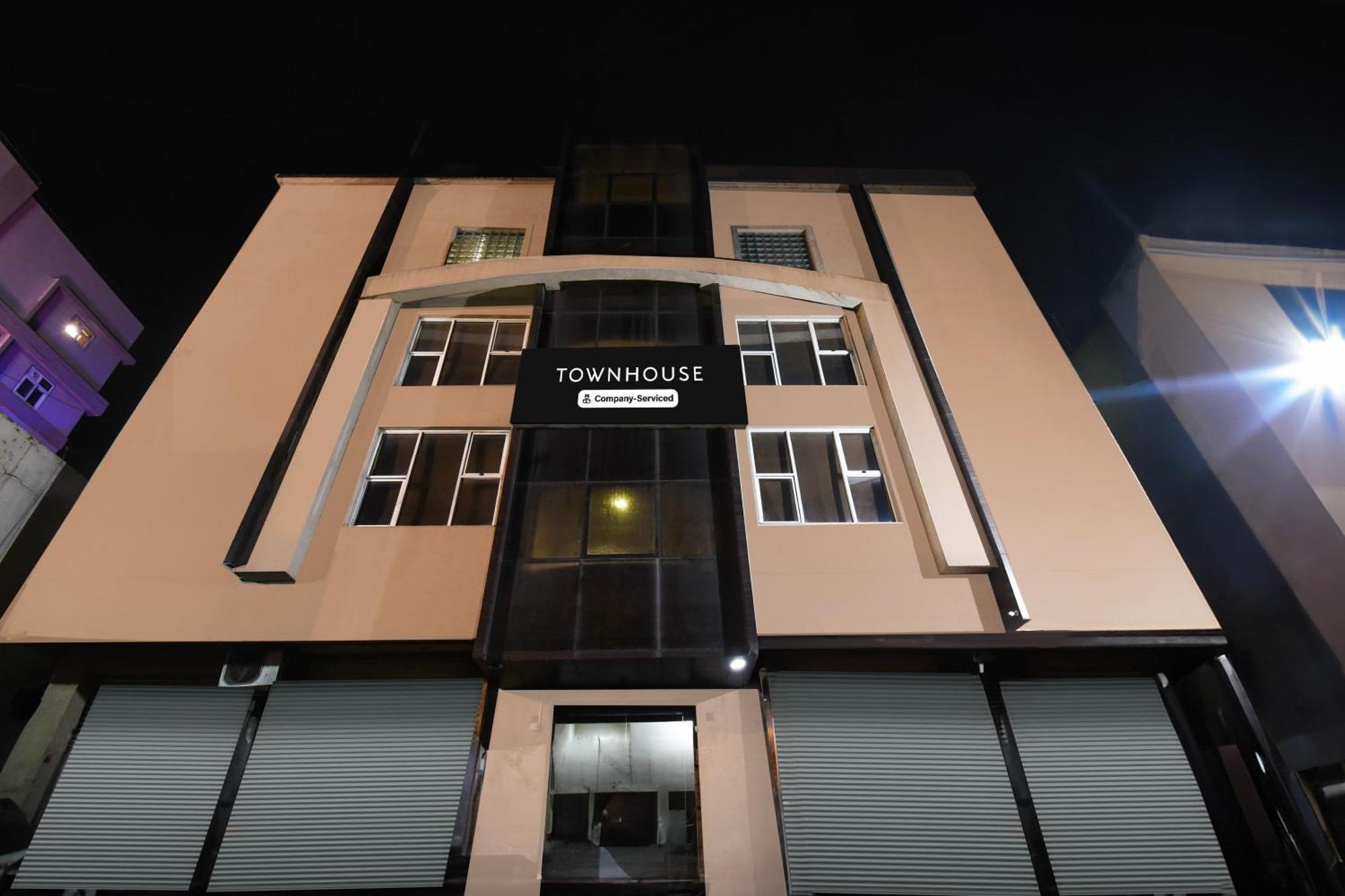 Super Townhouse Harmu Road Formerly Elite City 兰契 外观 照片