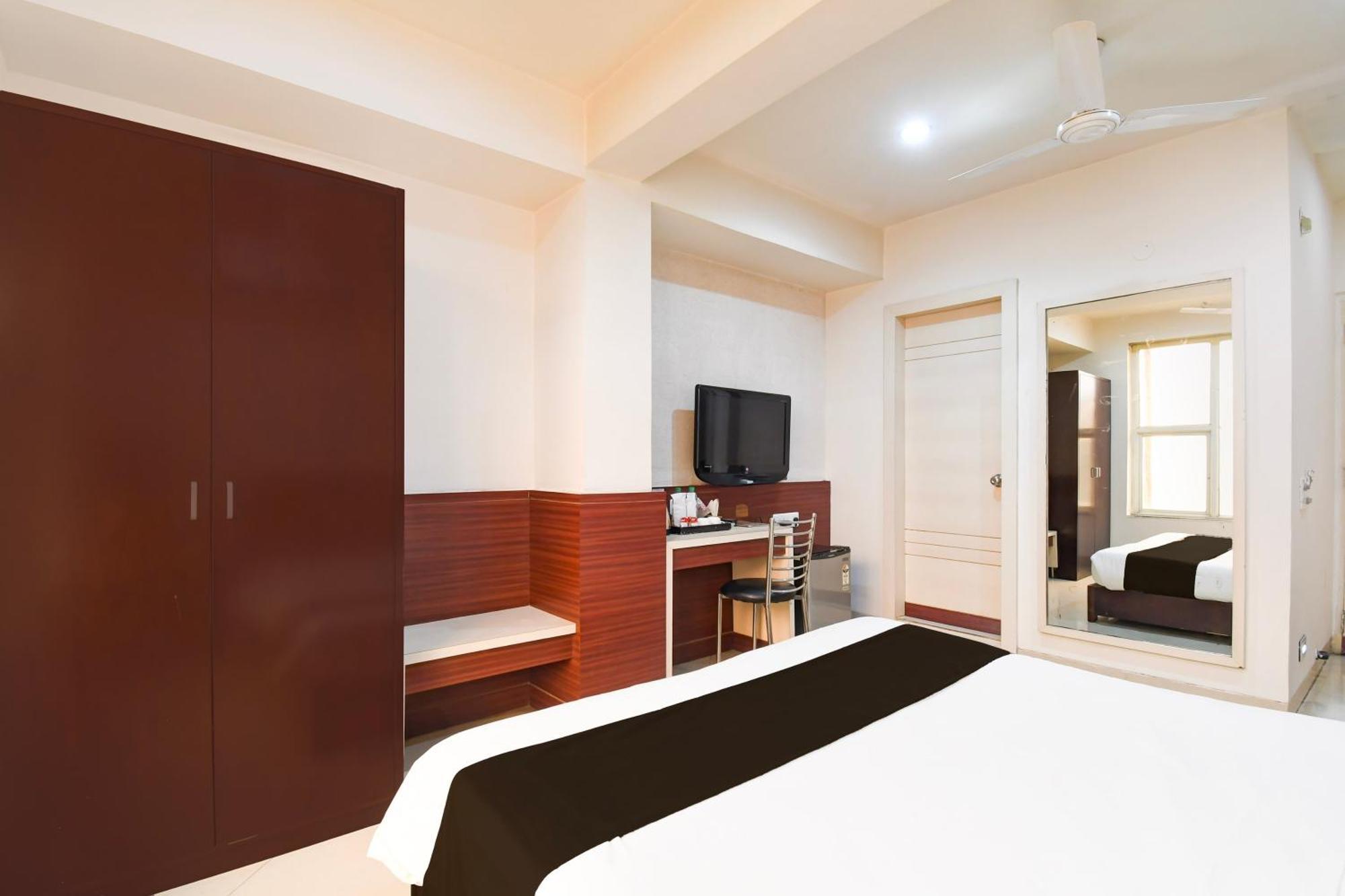 Super Townhouse Harmu Road Formerly Elite City 兰契 外观 照片
