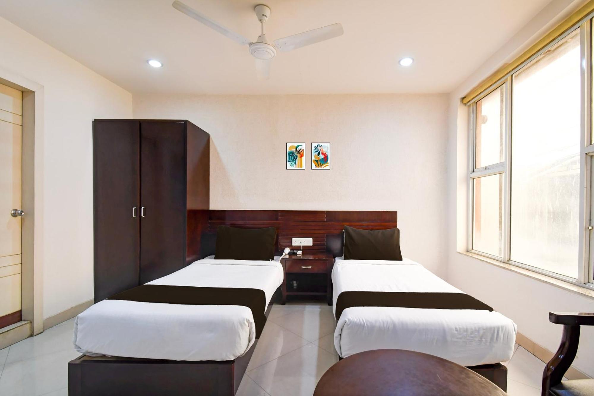 Super Townhouse Harmu Road Formerly Elite City 兰契 外观 照片