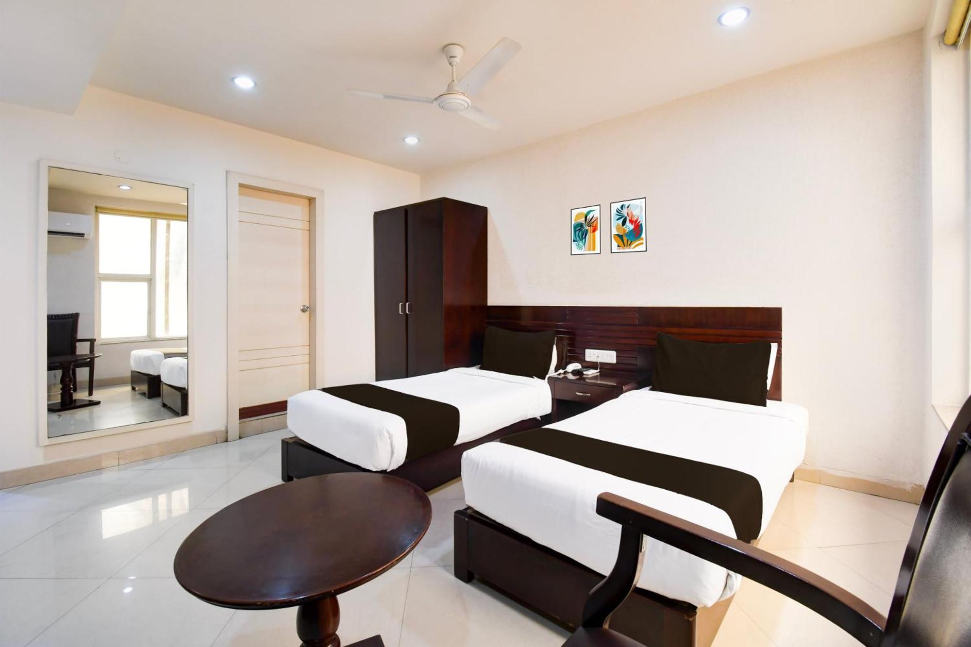 Super Townhouse Harmu Road Formerly Elite City 兰契 外观 照片
